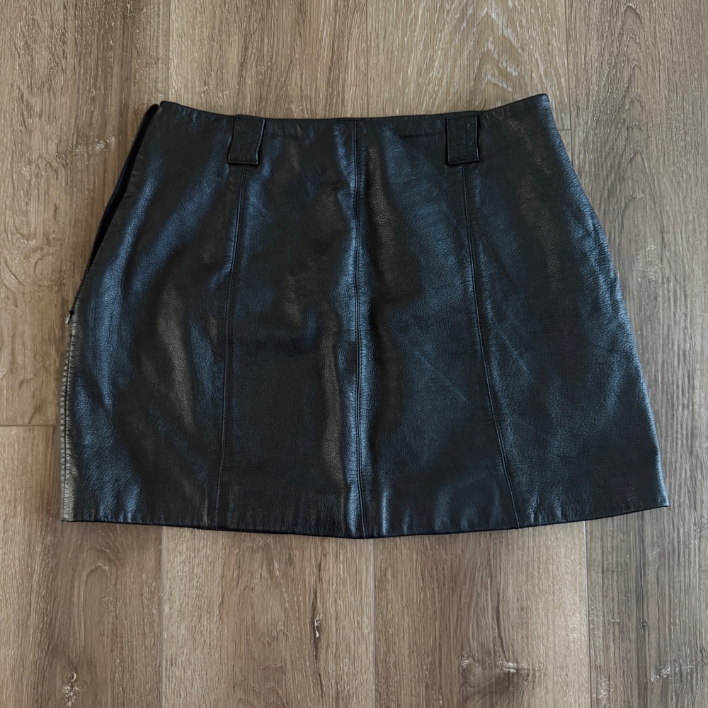 Wilsons Leather Maxima Black Leather Mini Skirt‎ High Waisted Vintage Size 8 Y2K